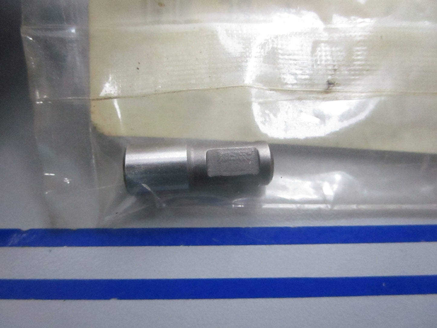 NEW OEM 8K4-47577-00-00 Yamaha Connector 0810