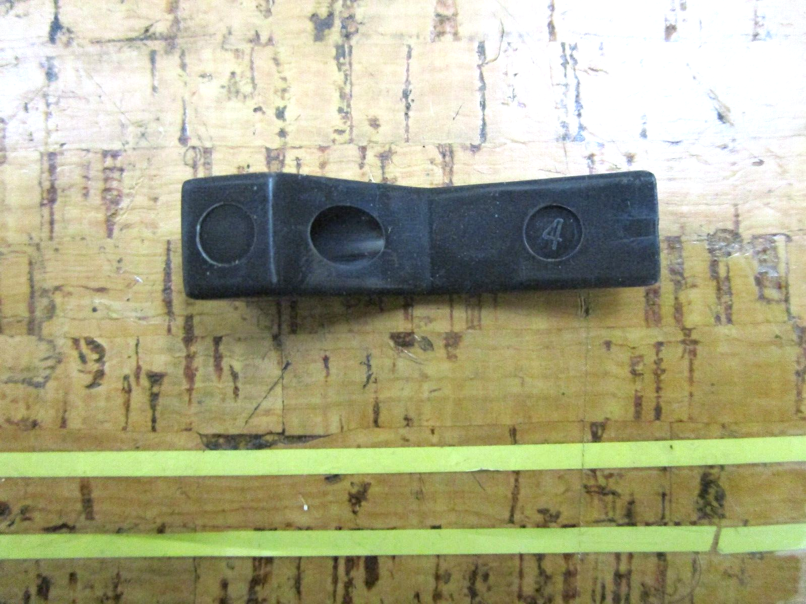 *NEW OEM* 0750 OMC Johnson Evinrude REVERSE LOCK  RELEASE SPACER 324584 0324584