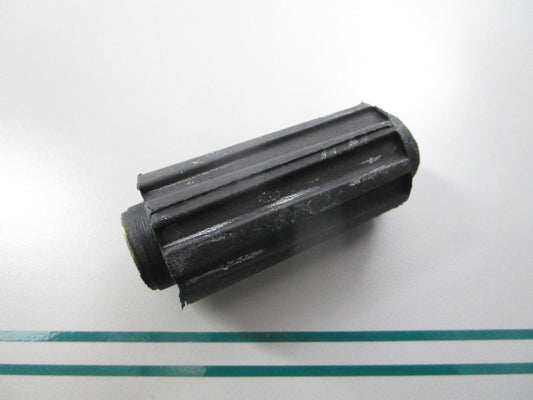 NEW OEM 58120-96313 Suzuki Propeller Bushing 0810