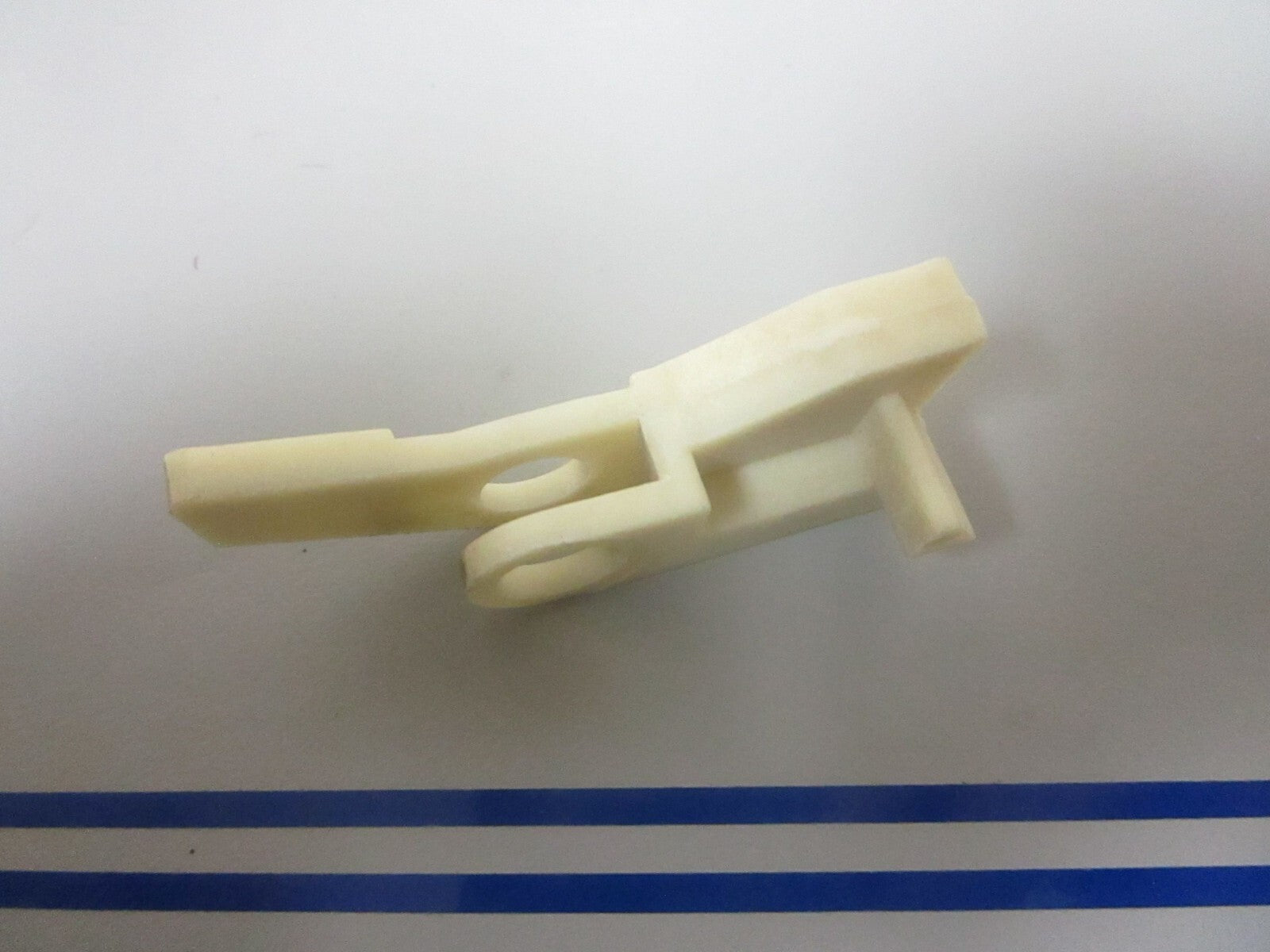 *NEW OEM* 0770 OMC Johnson Evinrude Lockout Lever 326127 0326127