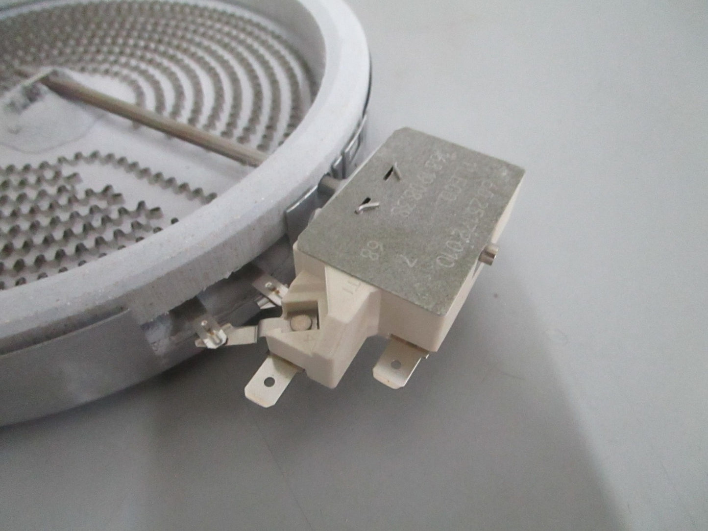 *NEW OEM* 0820 Viking Thermador Element PJ020003
