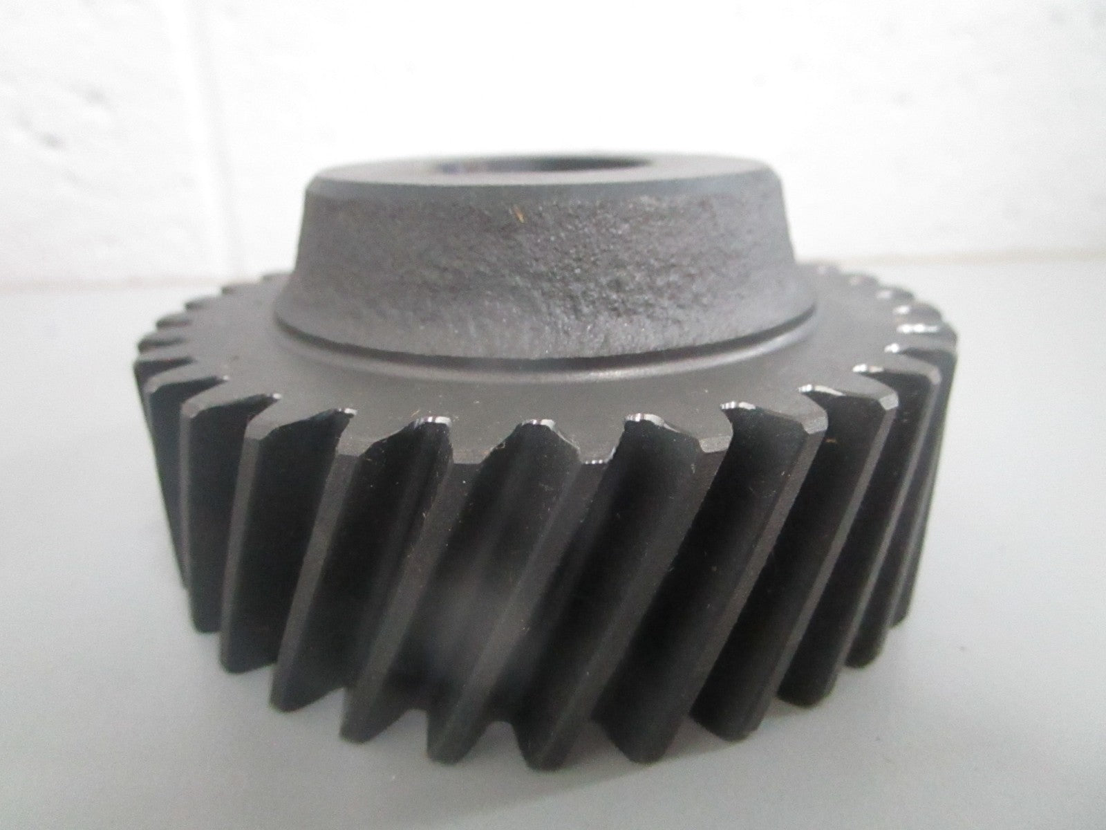 *NEW OEM* 0820 Volvo Penta Gear 423087