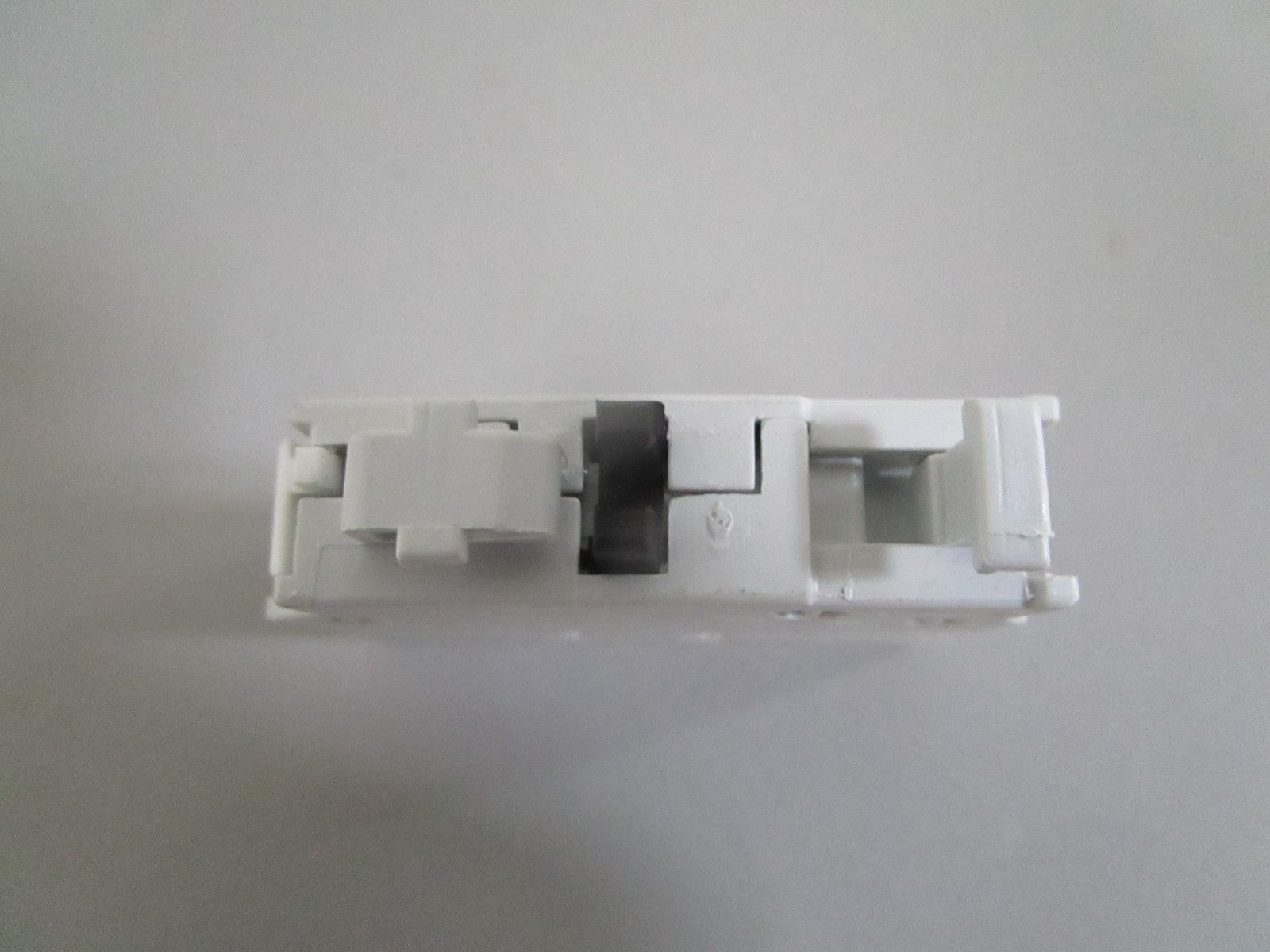 GE BCLF10 CL Series IEC Contactor 1NO Auxiliary Contact Block NEW OEM 0820