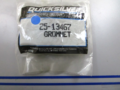 *NEW OEM* 0810 Mercury Quicksilver Grommet 25-13467