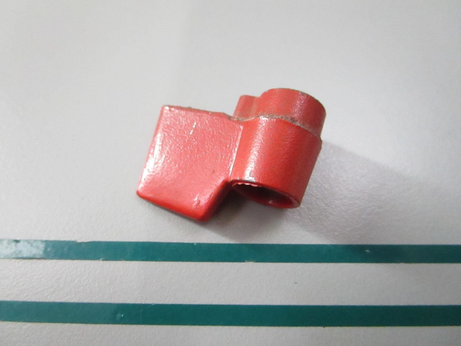 NEW OEM 377592 0377592 OMC Johnson Evinrude Lever 0810
