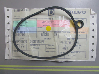 *NEW OEM* 0810 Volvo Penta Gasket 832669