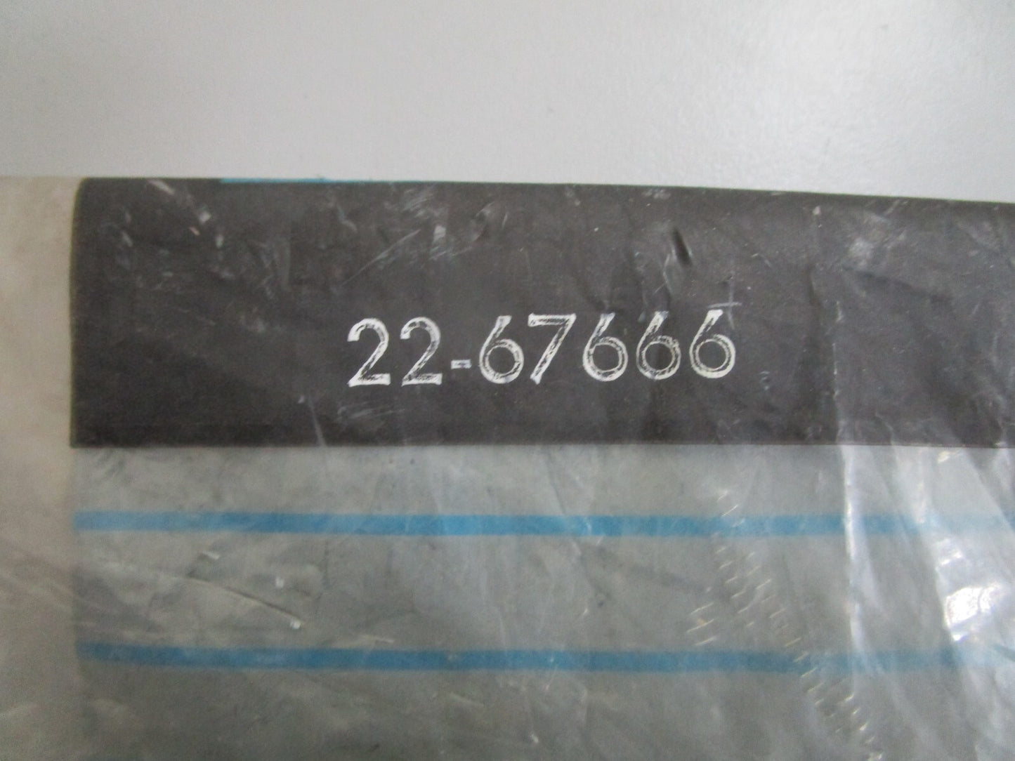 *NEW OEM* 0820 Mercury Quicksilver Connector 22-67666