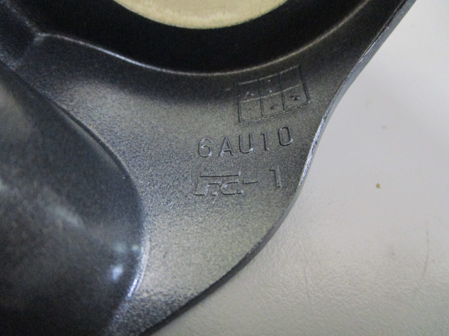 *NEW OEM* 0820 Yamaha Bracket 6AU-42121-10-4D