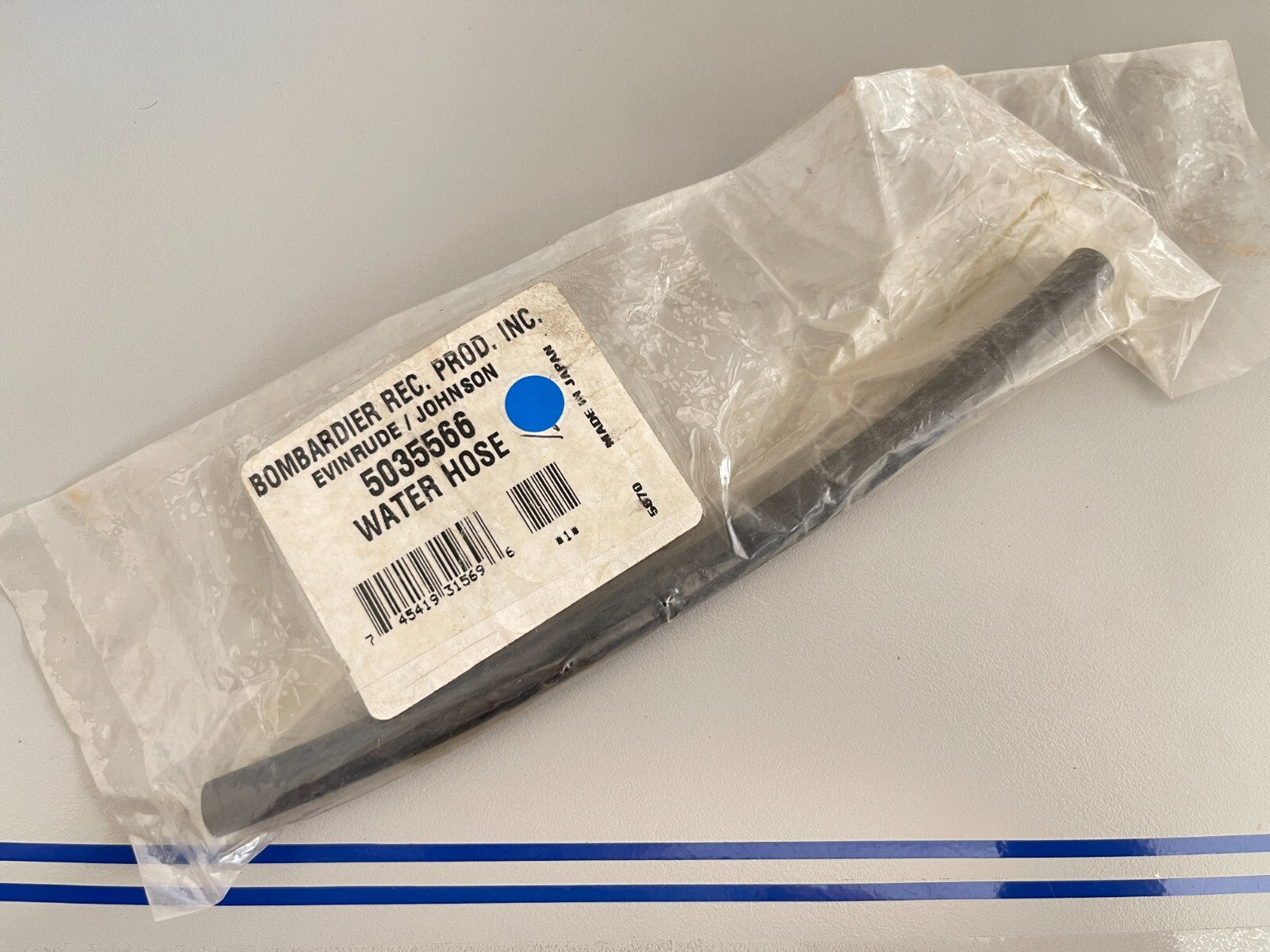 *NEW OEM* 0810 OMC Johnson Evinrude Water Hose 5035566