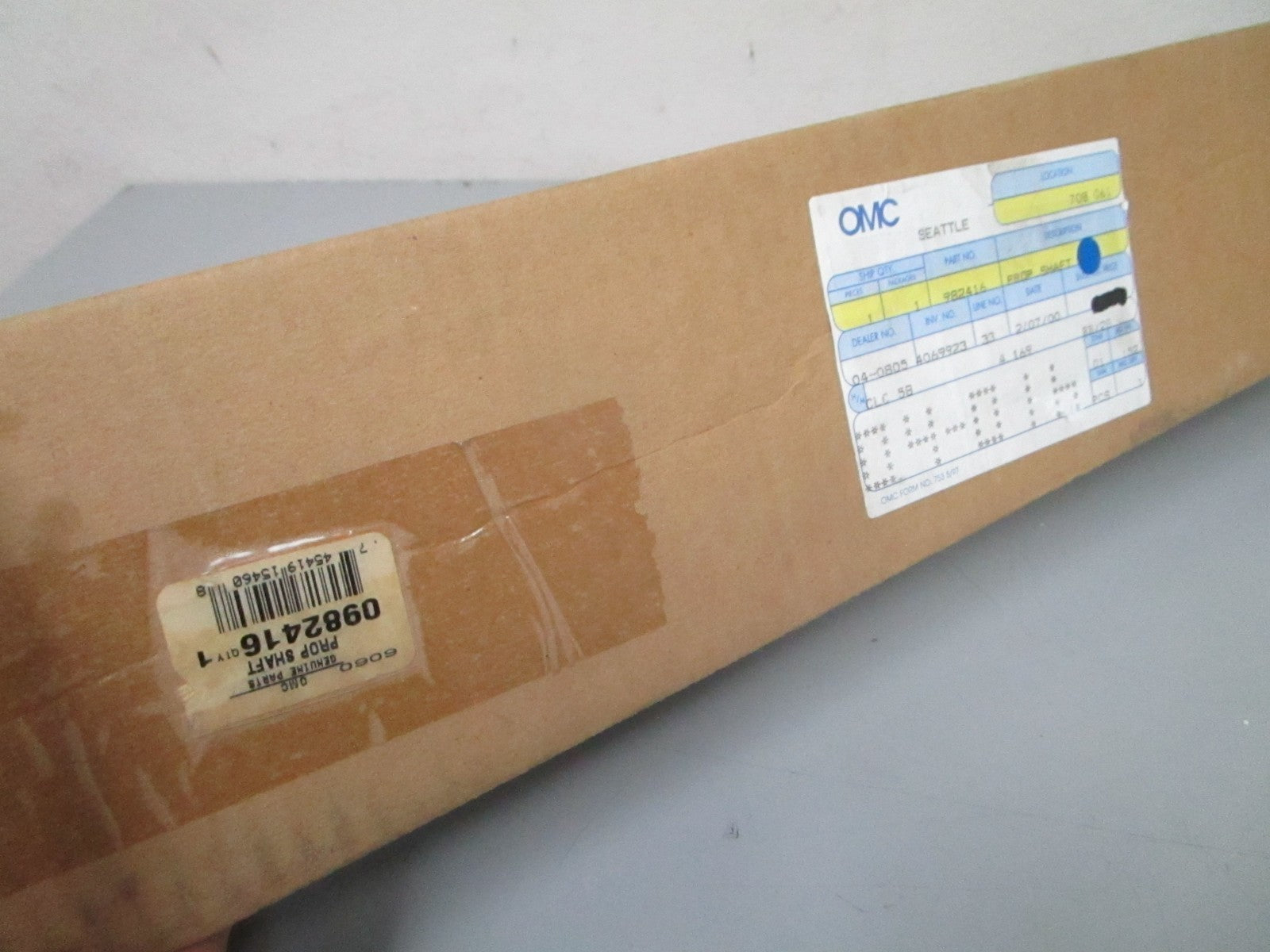 *NEW OEM* 0820 OMC Johnson Evinrude Prop Shaft 982416 0982416