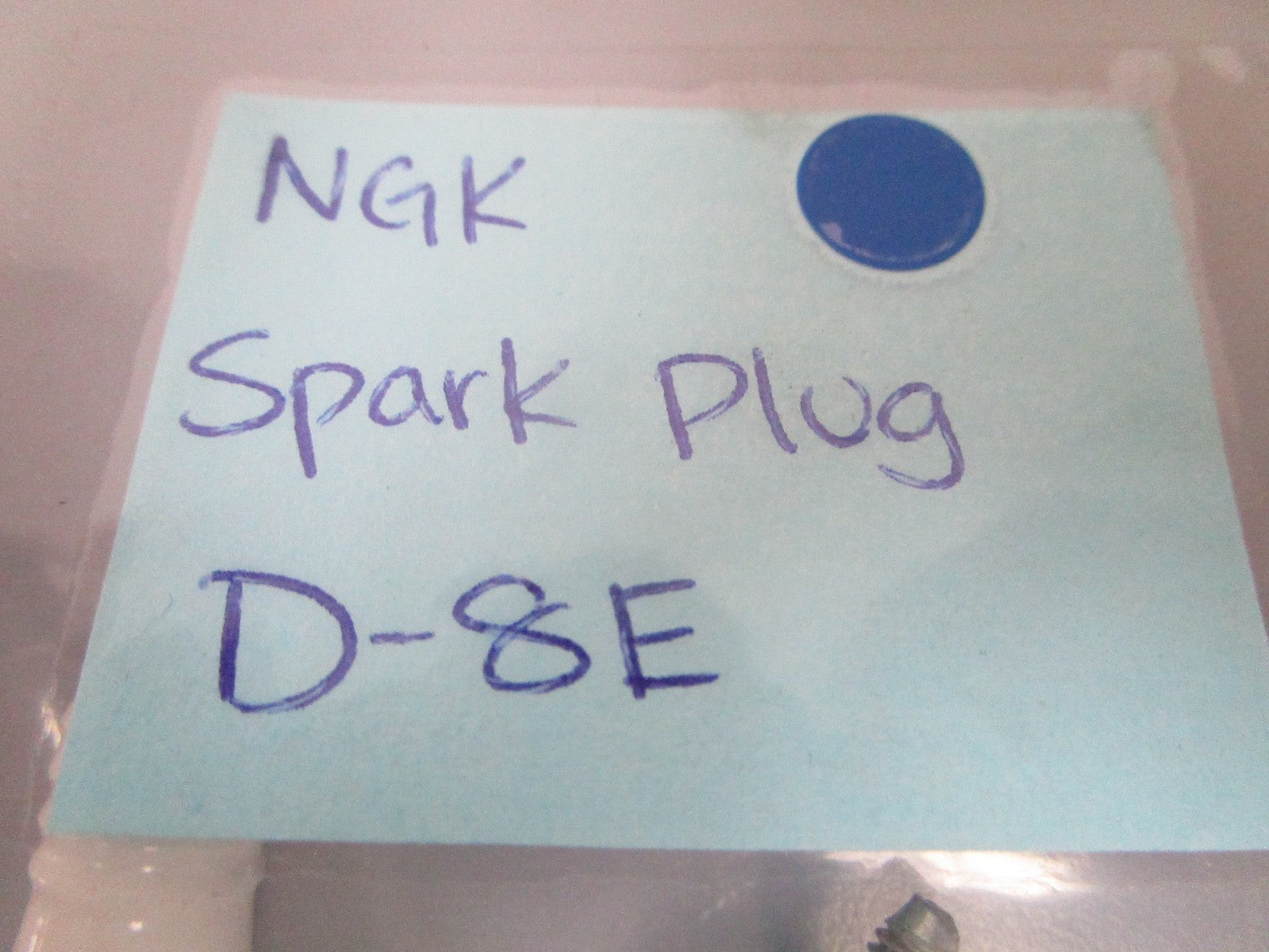 NEW (LOT OF 3) D-8E NGK Spark Plug 0810