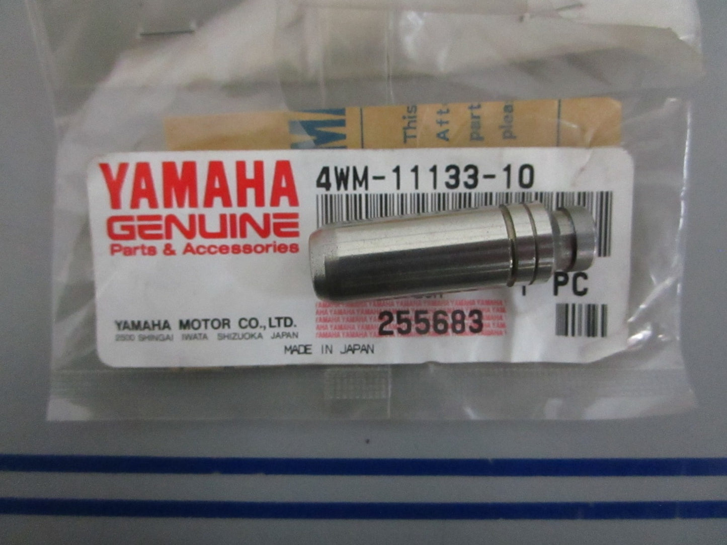 NEW OEM 4WM-11133-10-00 Yamaha Valve Guide 0820