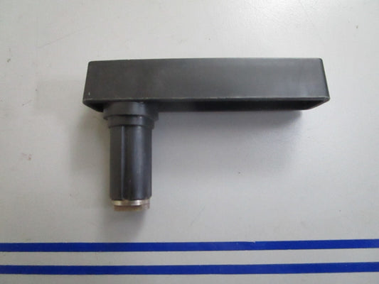 *NEW OEM* 0810 OMC Johnson Evinrude Latch Handle 396611 0396611