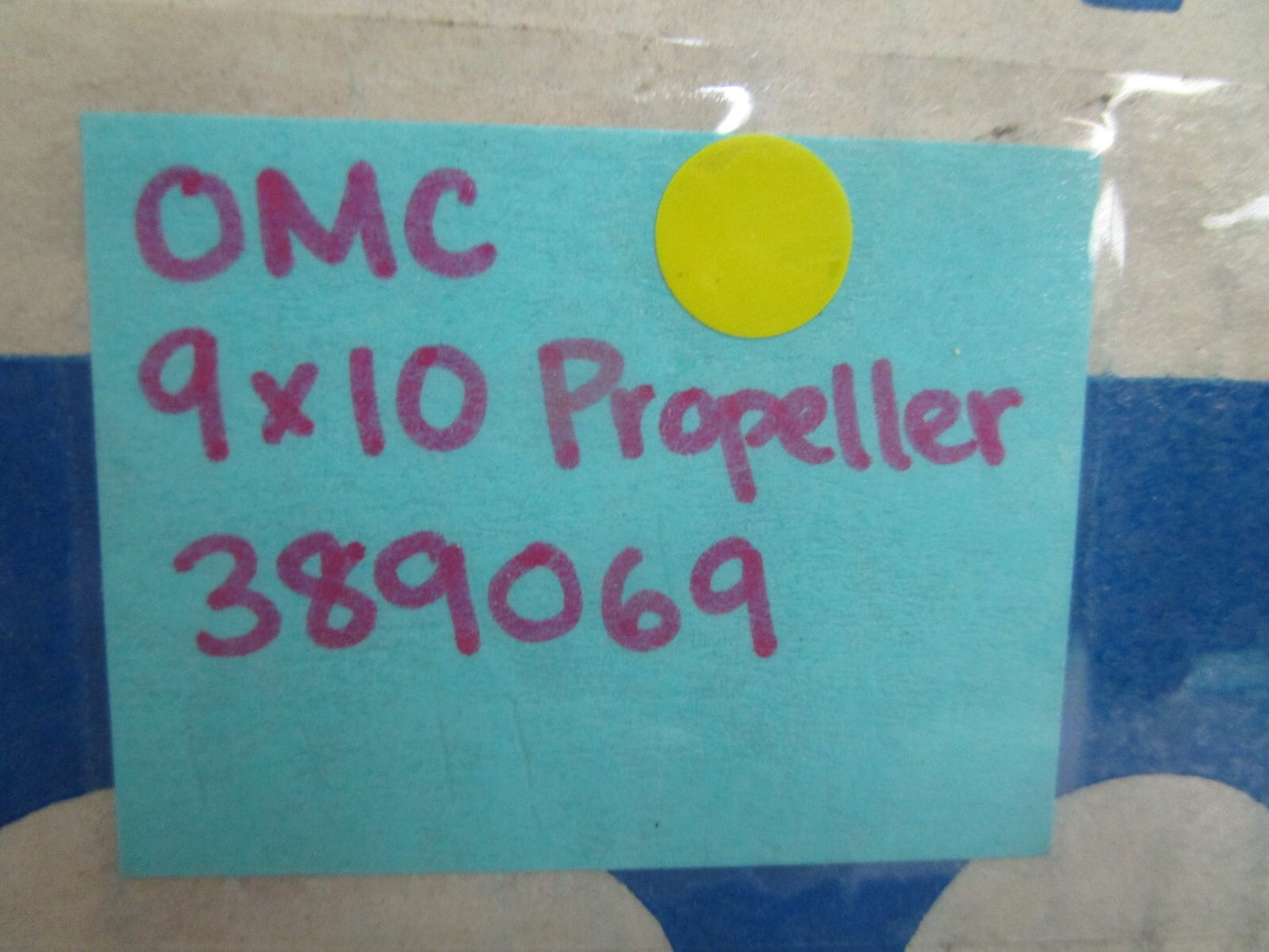 *NEW OEM* 0820 OMC Johnson Evinrude 9 × 10 Propeller 389069 0389069