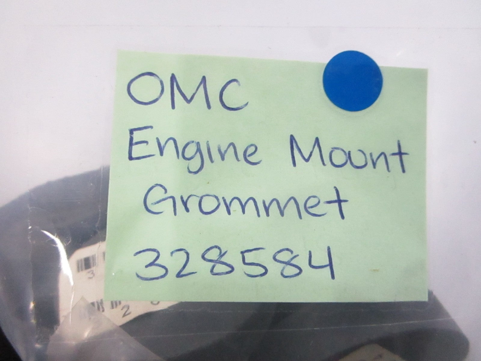 *NEW OEM* (LOT OF 2) 0810 OMC Johnson Evinrude Engine Grommet 328584 0328584