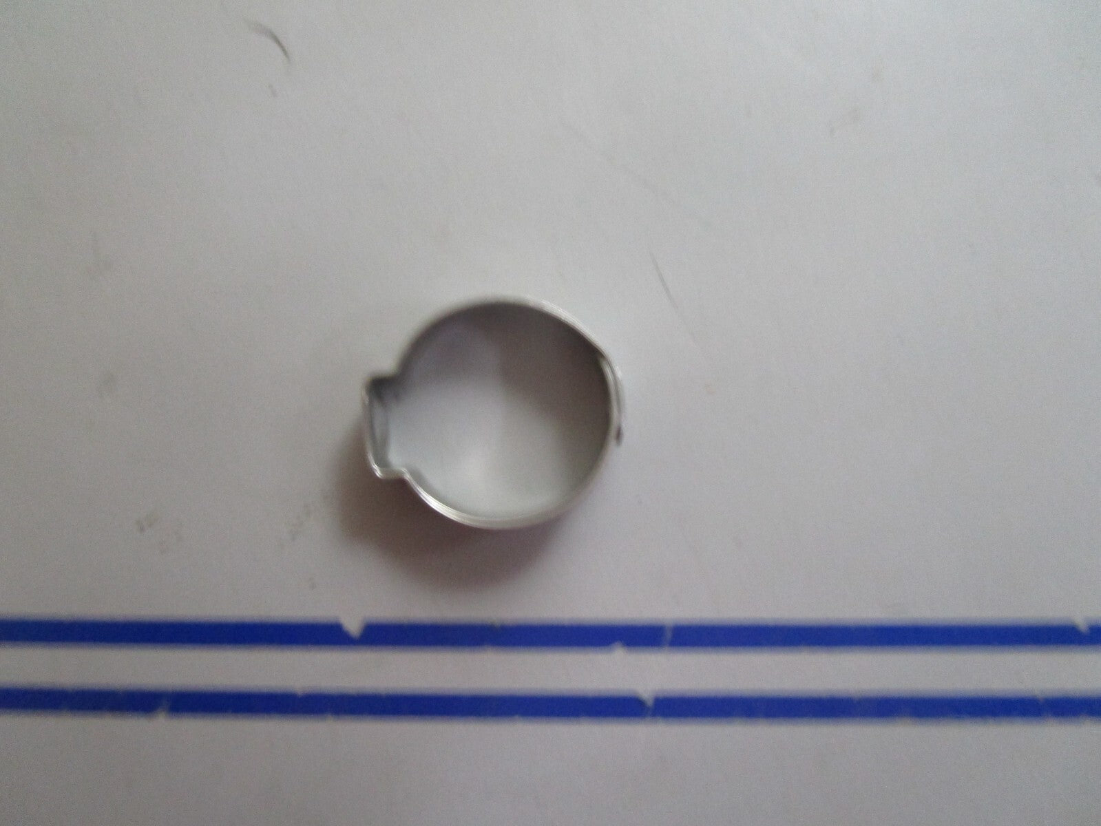 *NEW OEM* 0810 Volvo Penta Hose Clamp 983146