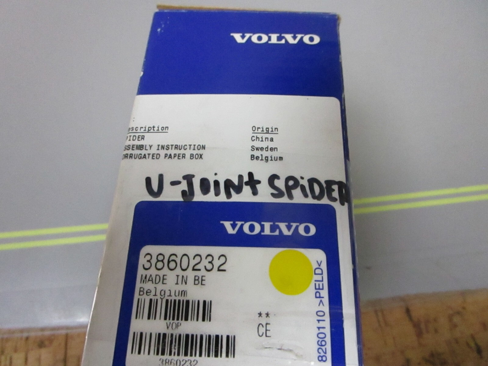 *NEW OEM* 0720 Volvo Penta U-Joint Spider 3860232