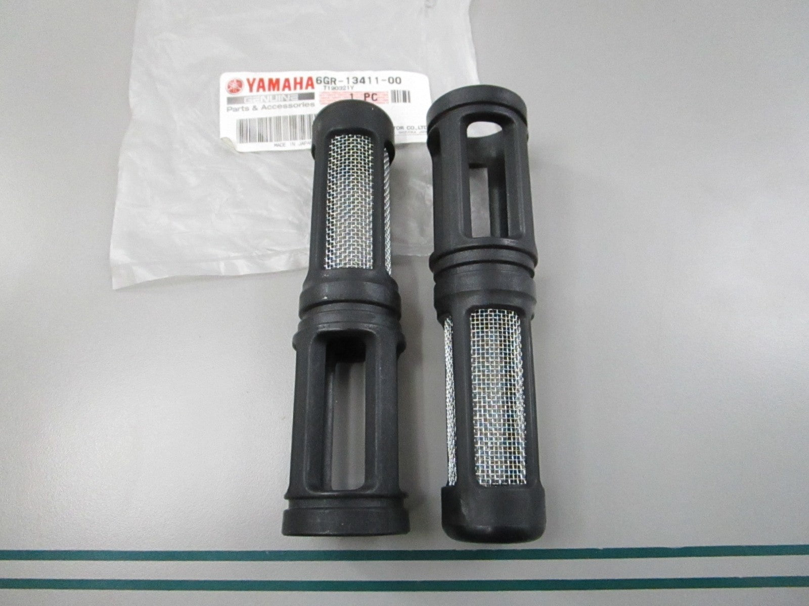 NEW OEM (LOT OF 2) 6GR-13411-00-00 Yamaha Oil Strainer 0810