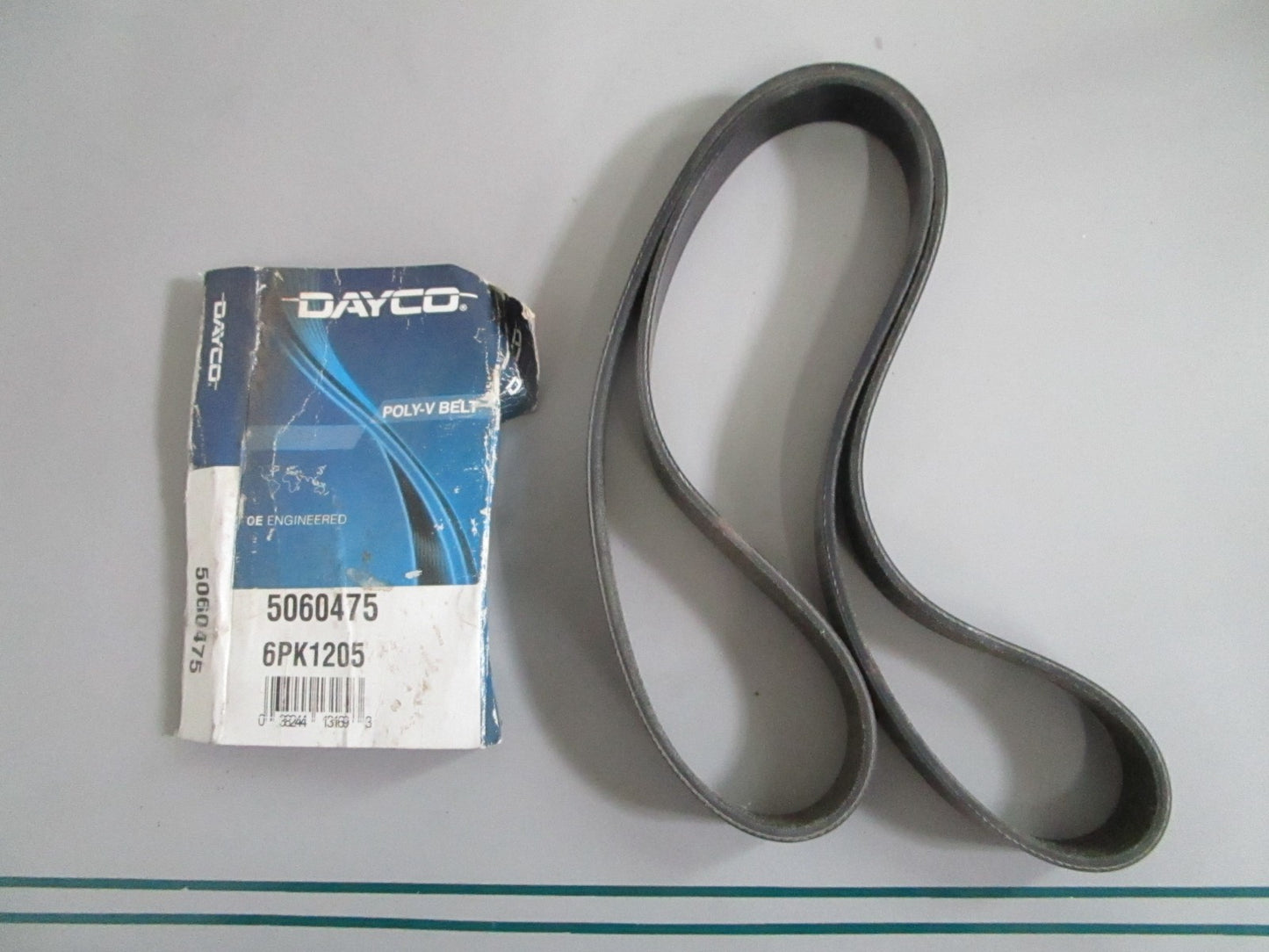 NEW OEM 5060475 Dayco Serpentine Belt 0820