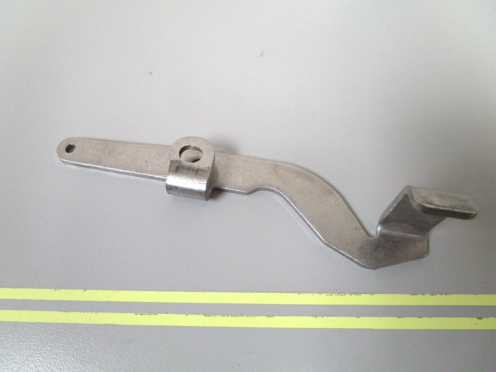 *NEW OEM* 0750 OMC Johnson Evinrude REVERSE LOCK ARM 123711 0123711