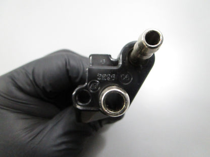 *NEW OEM* 0810 OMC Johnson Evinrude Fuel Connector 394309 0394309