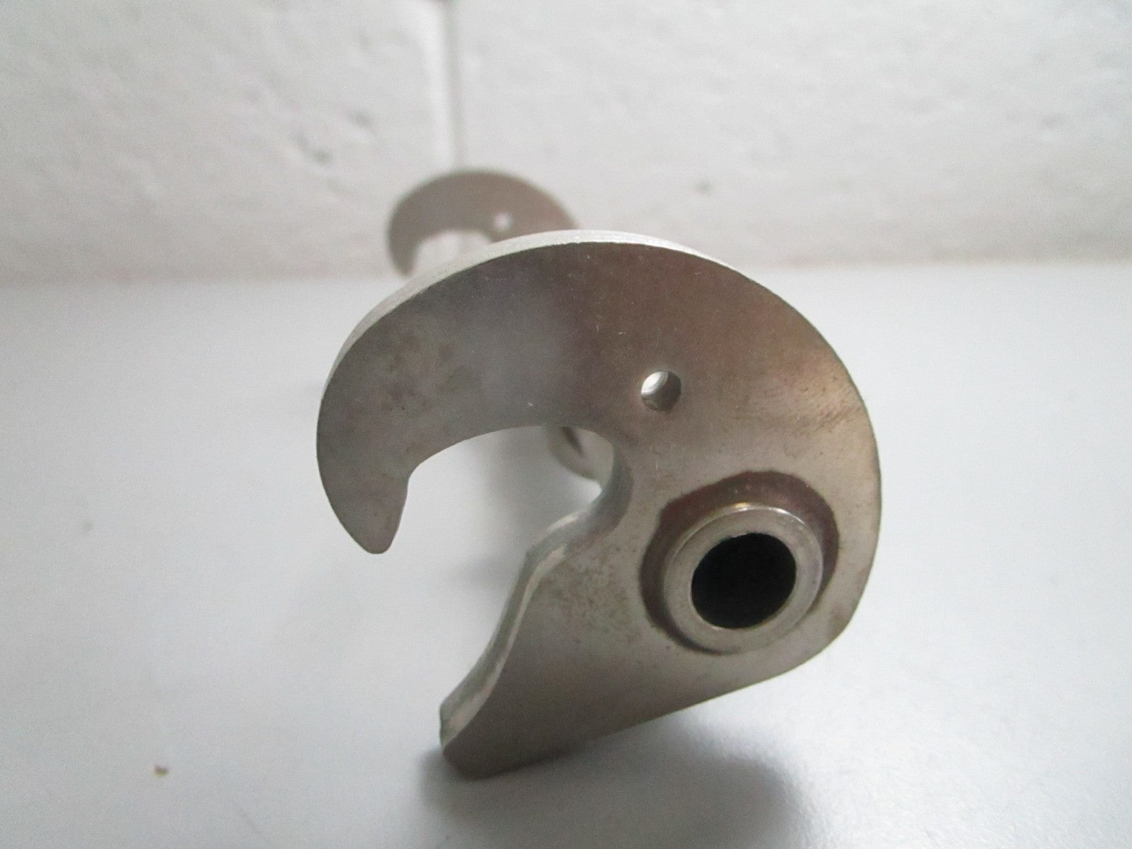 *NEW OEM* 0820 Mercury Quicksilver Reverse Hook 43410