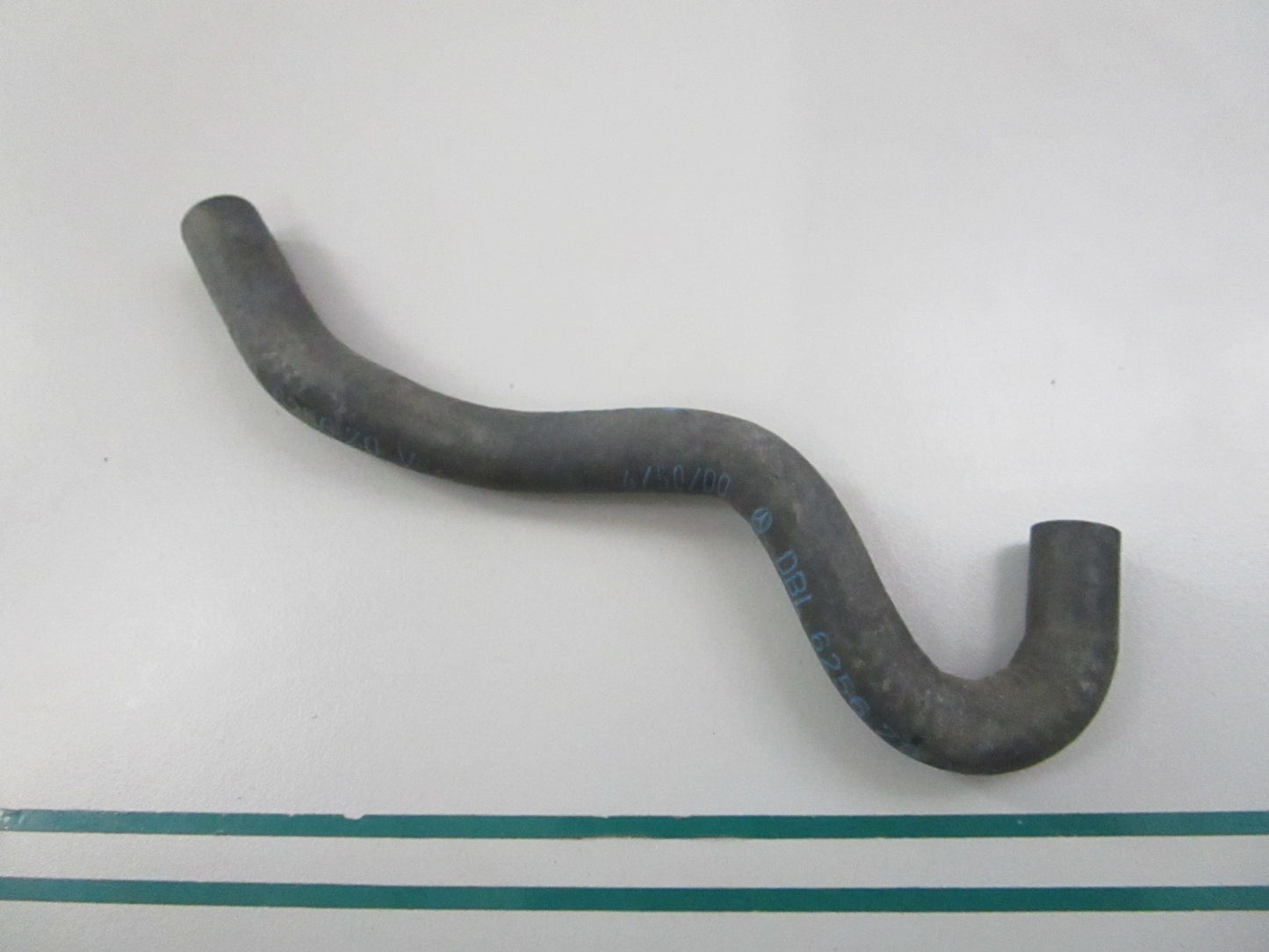 NEW OEM 1704769926 Mercedes-Benz Hose 0810