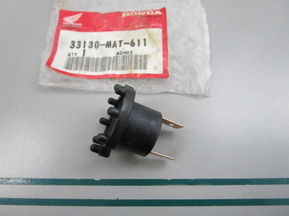 NEW OEM 33130-MAT-611 Honda Headlight Socket 0810