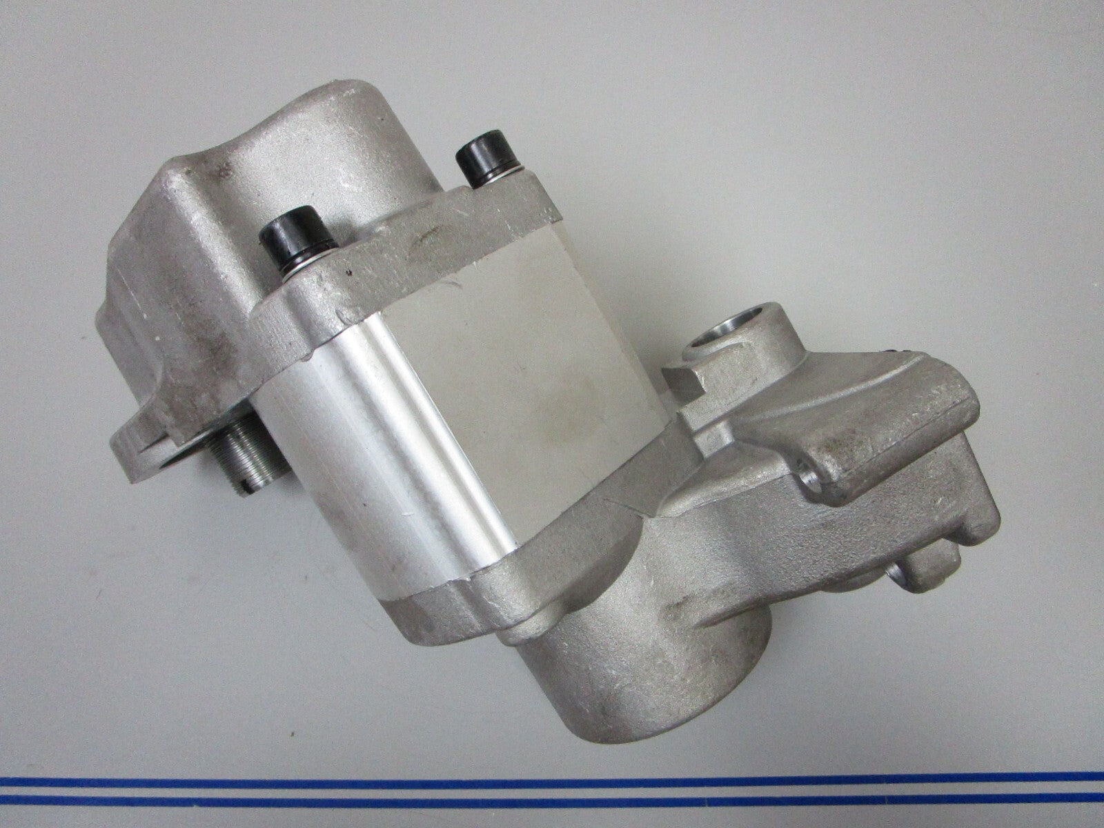 *NEW* 0720 Hydraulic Lift Pump E1NN600AA Replaces: Ford 2310 2600 3500 3600