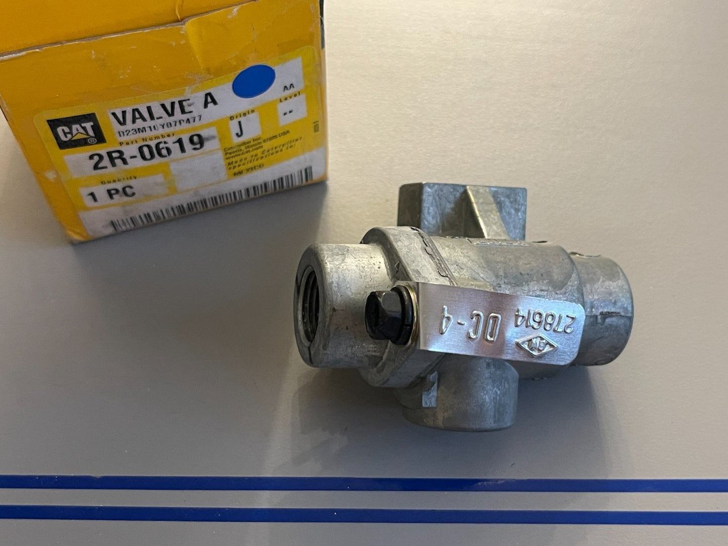 NEW OEM 2R-0619 CAT Caterpillar Check Valve Assembly 0720