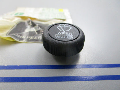NEW OEM AT134895 John Deere Knob 0810