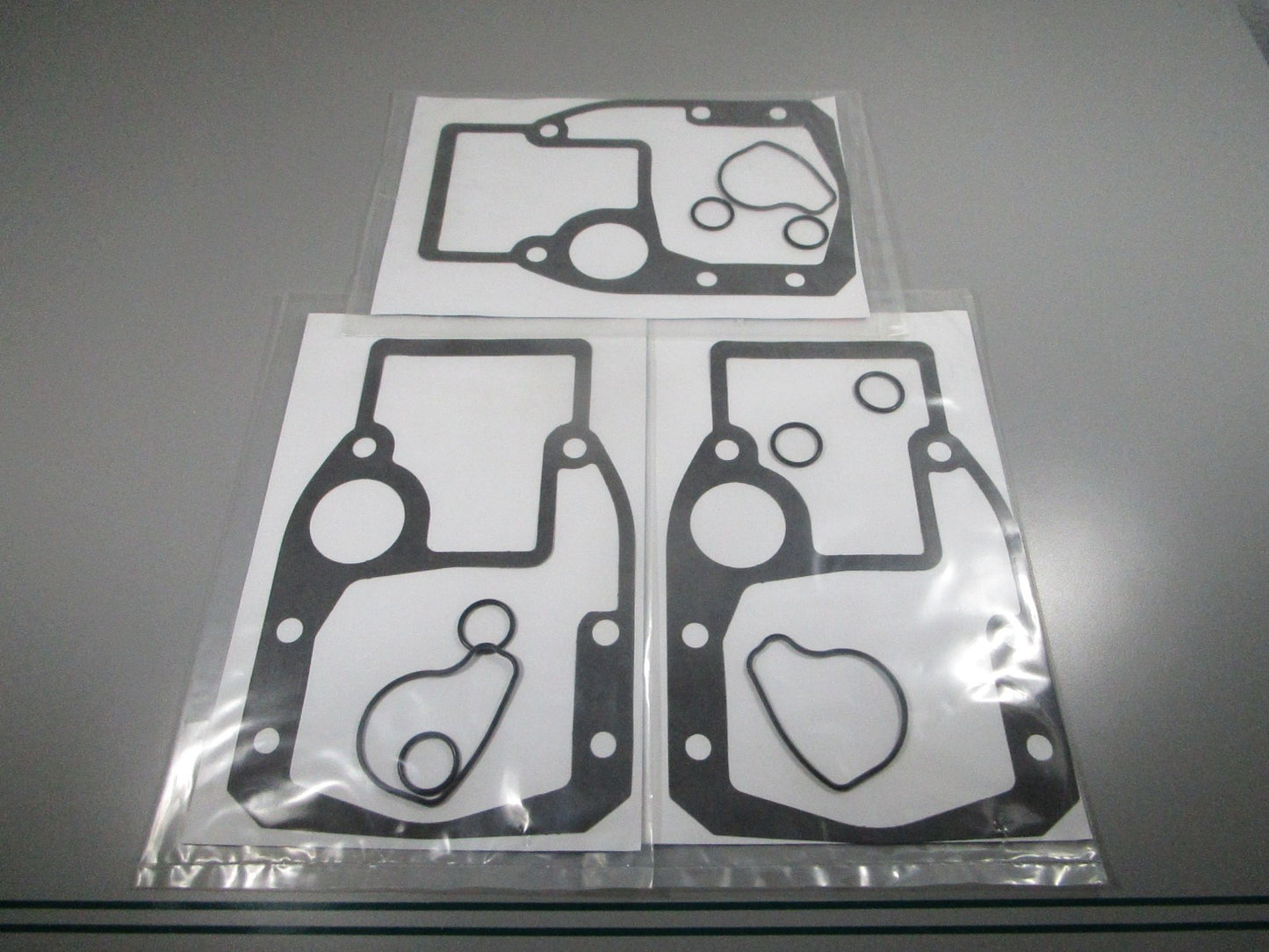 NEW OEM (LOT OF 3) 508105 0508105 OMC Cobra Outdrive Mounting Kit 0810