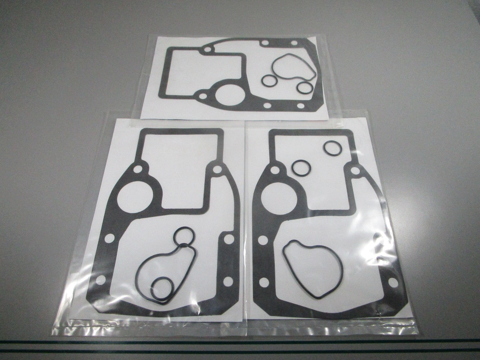 NEW OEM (LOT OF 3) 508105 0508105 OMC Cobra Outdrive Mounting Kit 0810