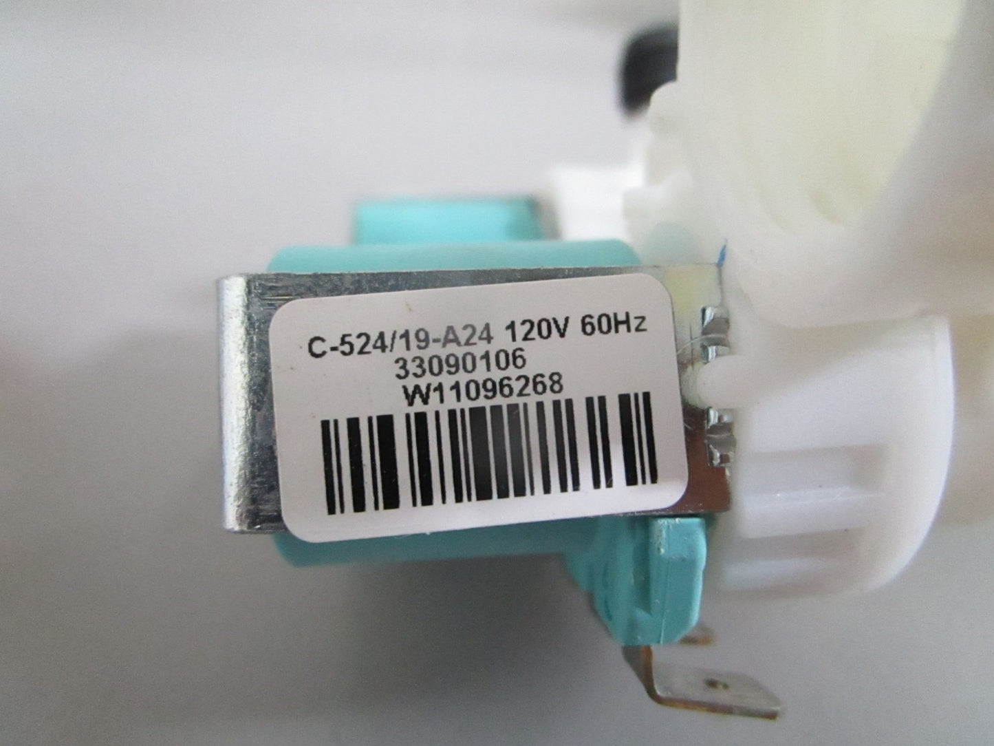 NEW OEM W11220230 Whirlpool Valve 0820