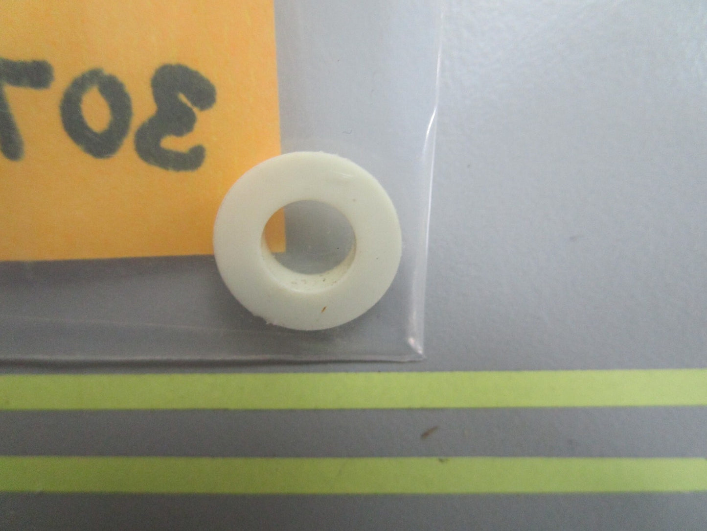 *NEW OEM* 0820 OMC Johnson Evinrude Sleeve 307841 0307841