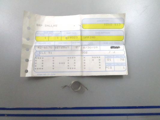 *NEW OEM* 0810 OMC Johnson Evinrude Spring 319023 0319023