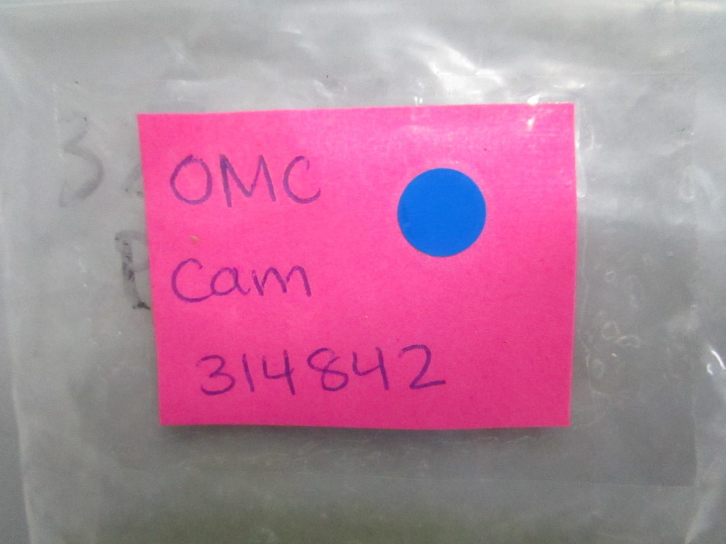 *NEW OEM* 0820 OMC Johnson Evinrude Cam 314842 0314842