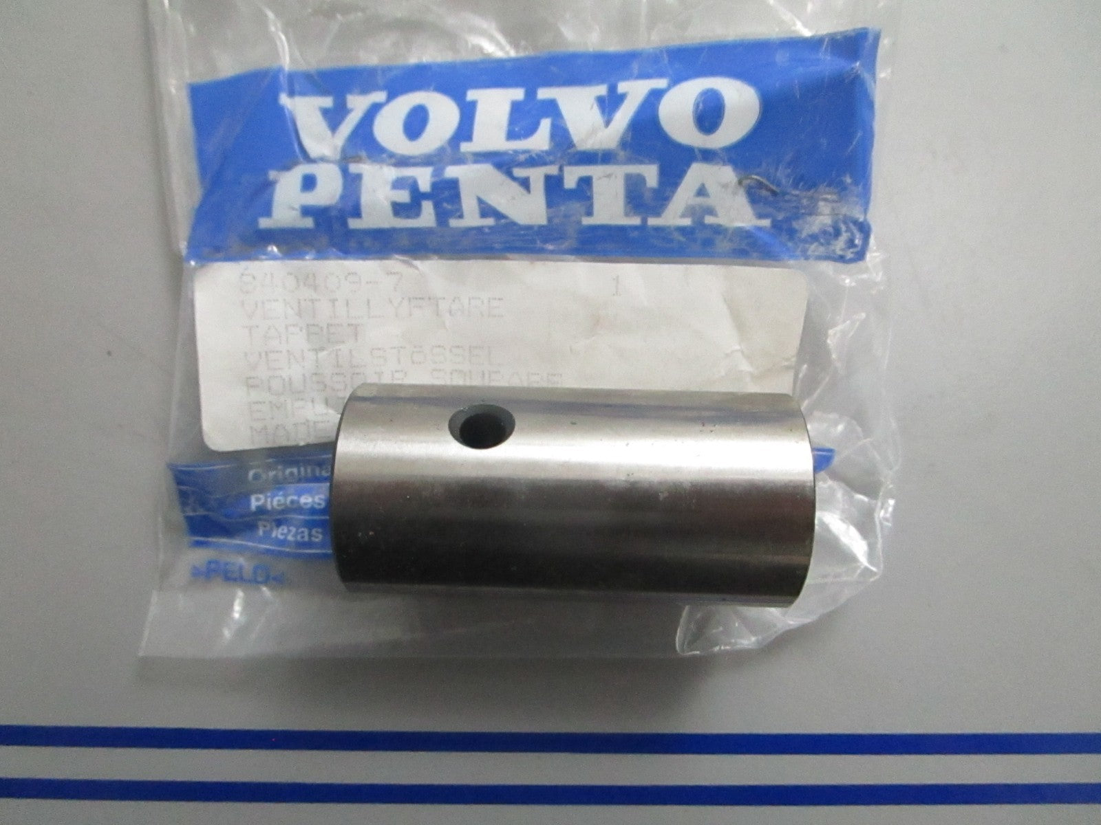 *NEW OEM* 0820 Volvo Penta Tappet 840409