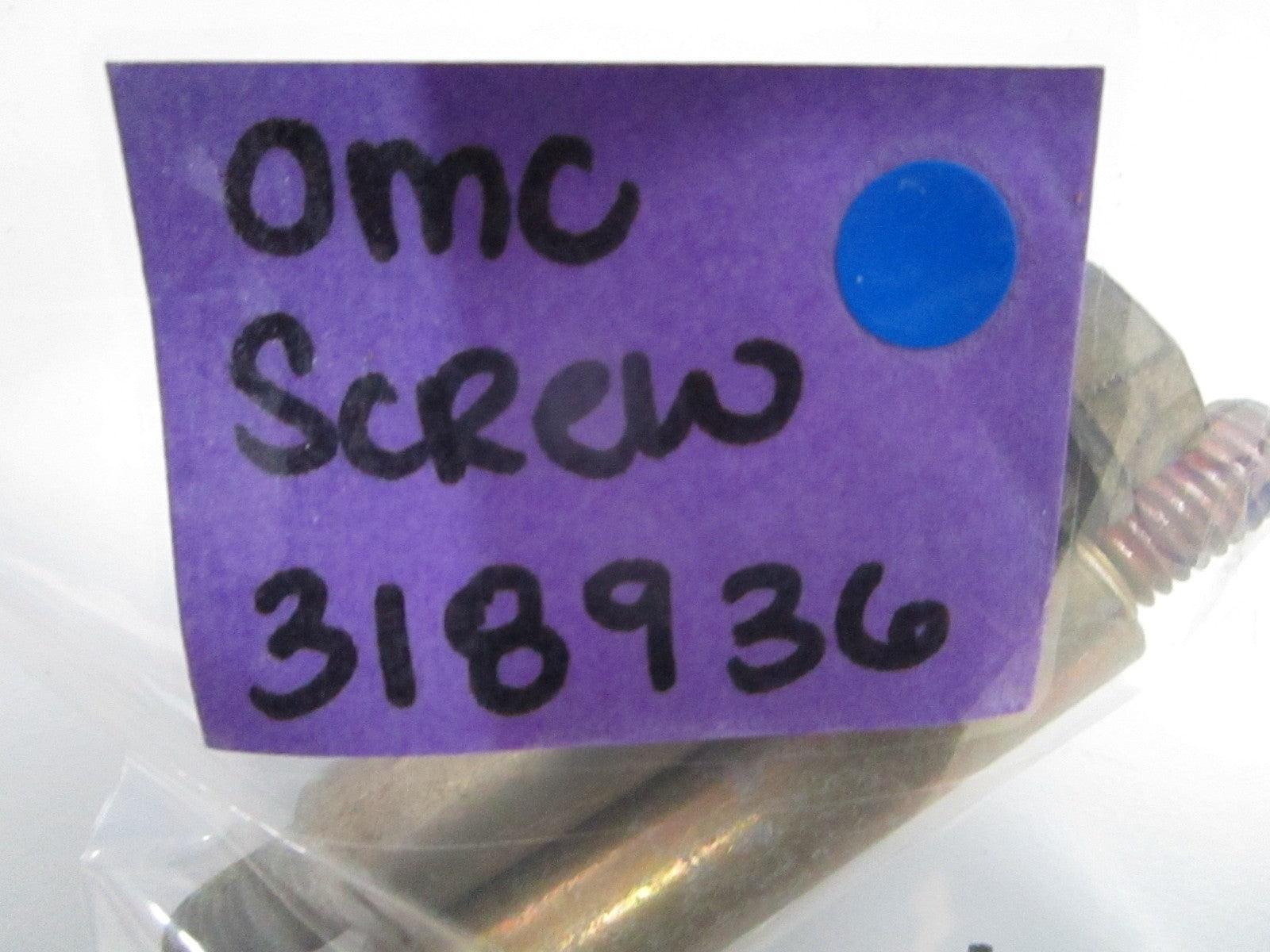 *NEW OEM* 0810 OMC Johnson Evinrude Screw 318936 0318936