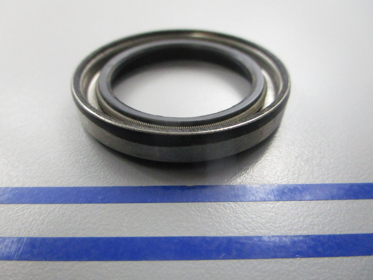 NEW OEM 320862 0320862 OMC Johnson Evinrude Seal 0810