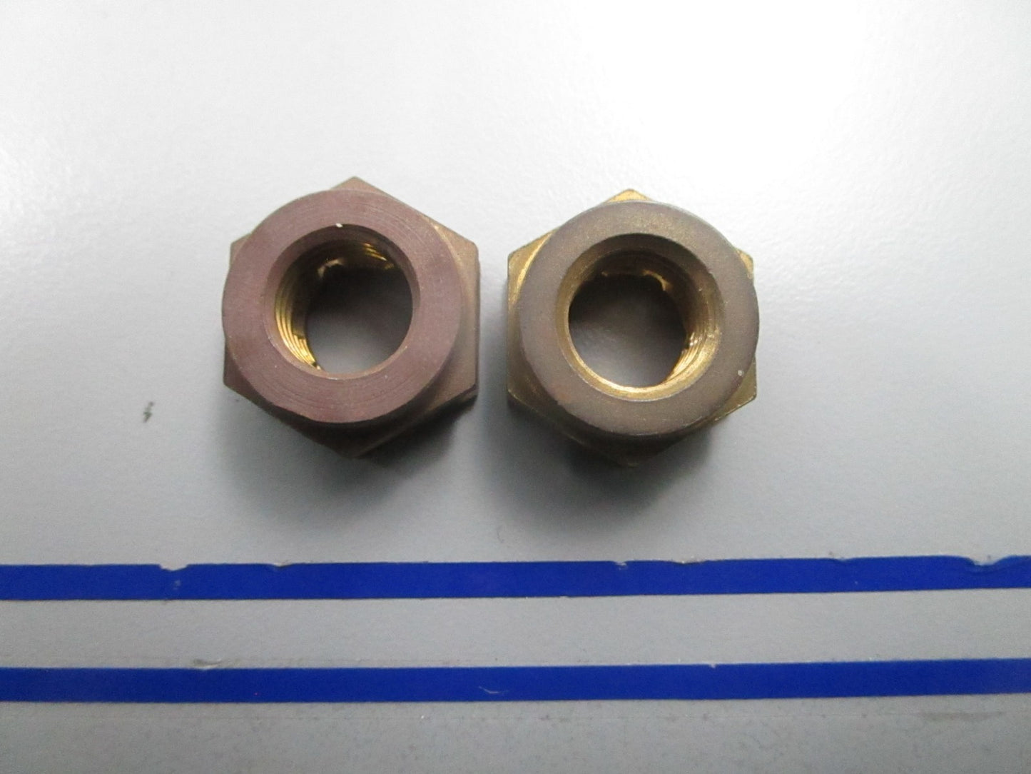 *NEW OEM* (LOT OF 2) 0810 OMC Johnson Evinrude Prop Nut 203829 0203829