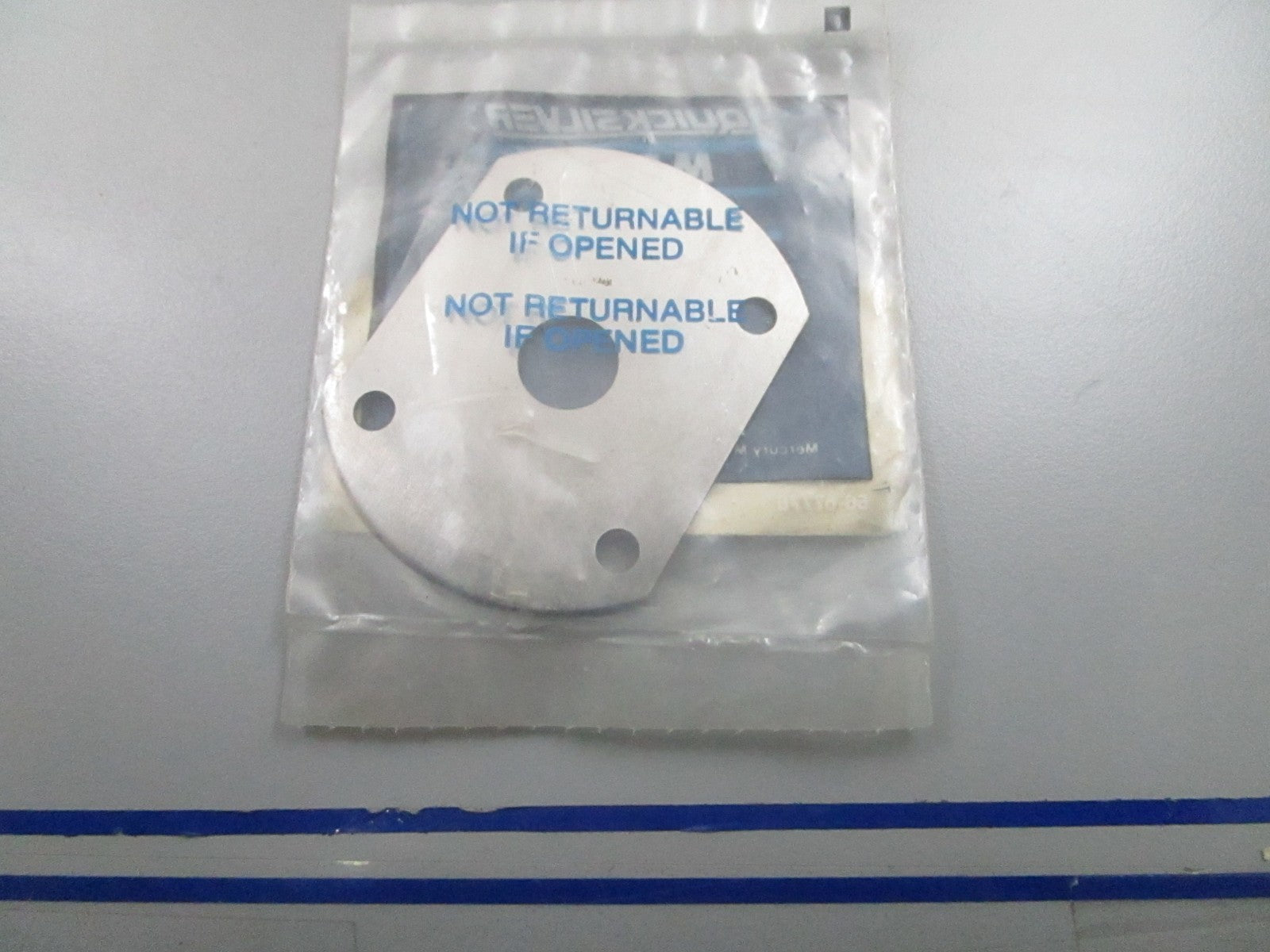 *NEW OEM* 0810 Mercury Quicksilver Plate 99690