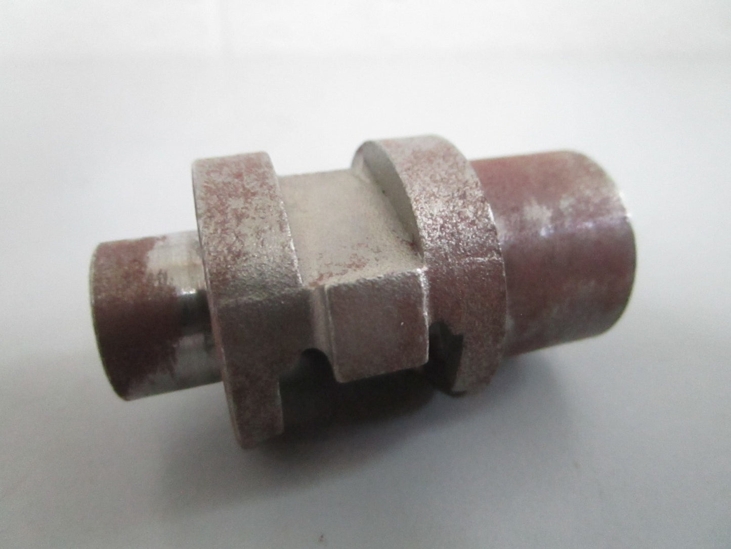*NEW OEM* 0820 Volvo Penta Eccentric Piston 813943