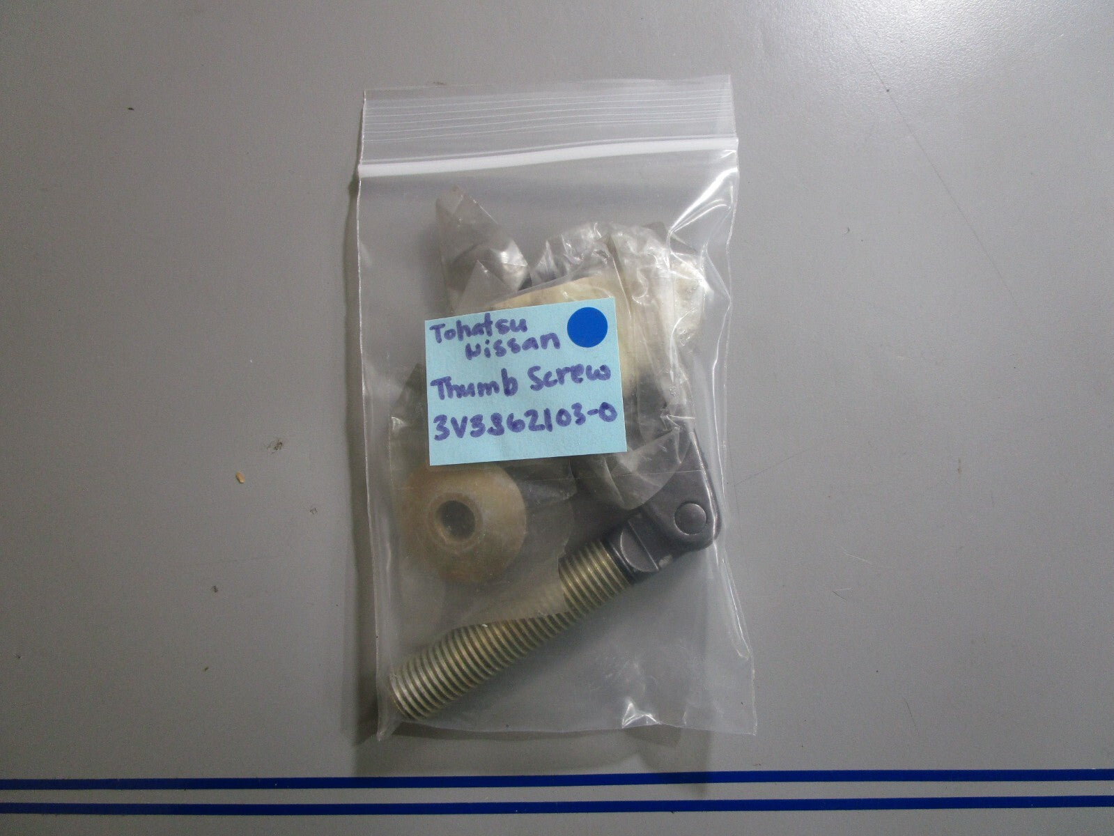 *NEW OEM* 0810 Tohatsu Nissan Thumb Screw 3V3S62103-0