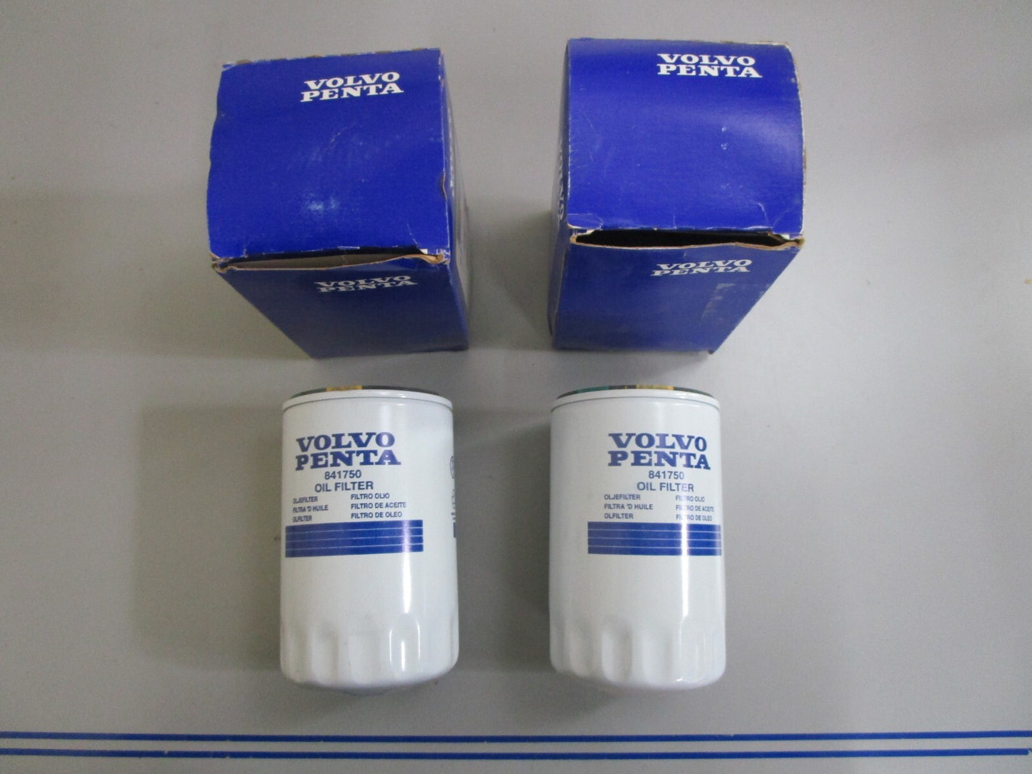 *NEW OEM* (LOT OF 2) 0820 Volvo Penta Oil Filter 841750