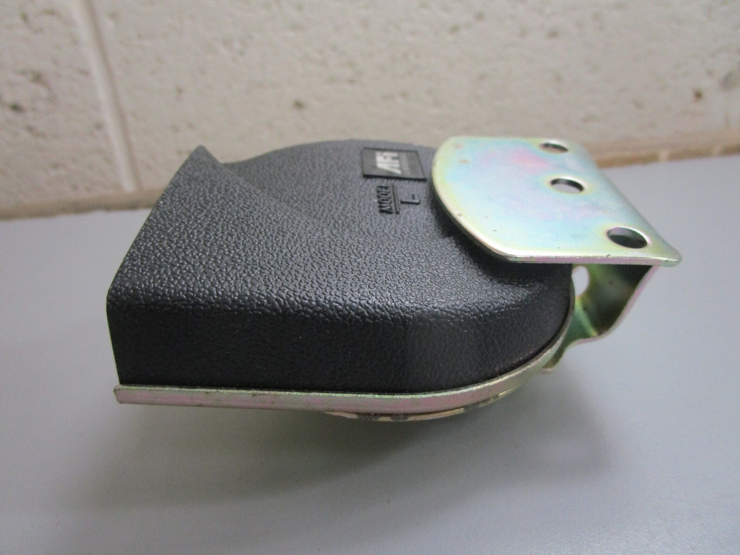 *NEW* 0820 AFI 12V Hidden Horn 11031