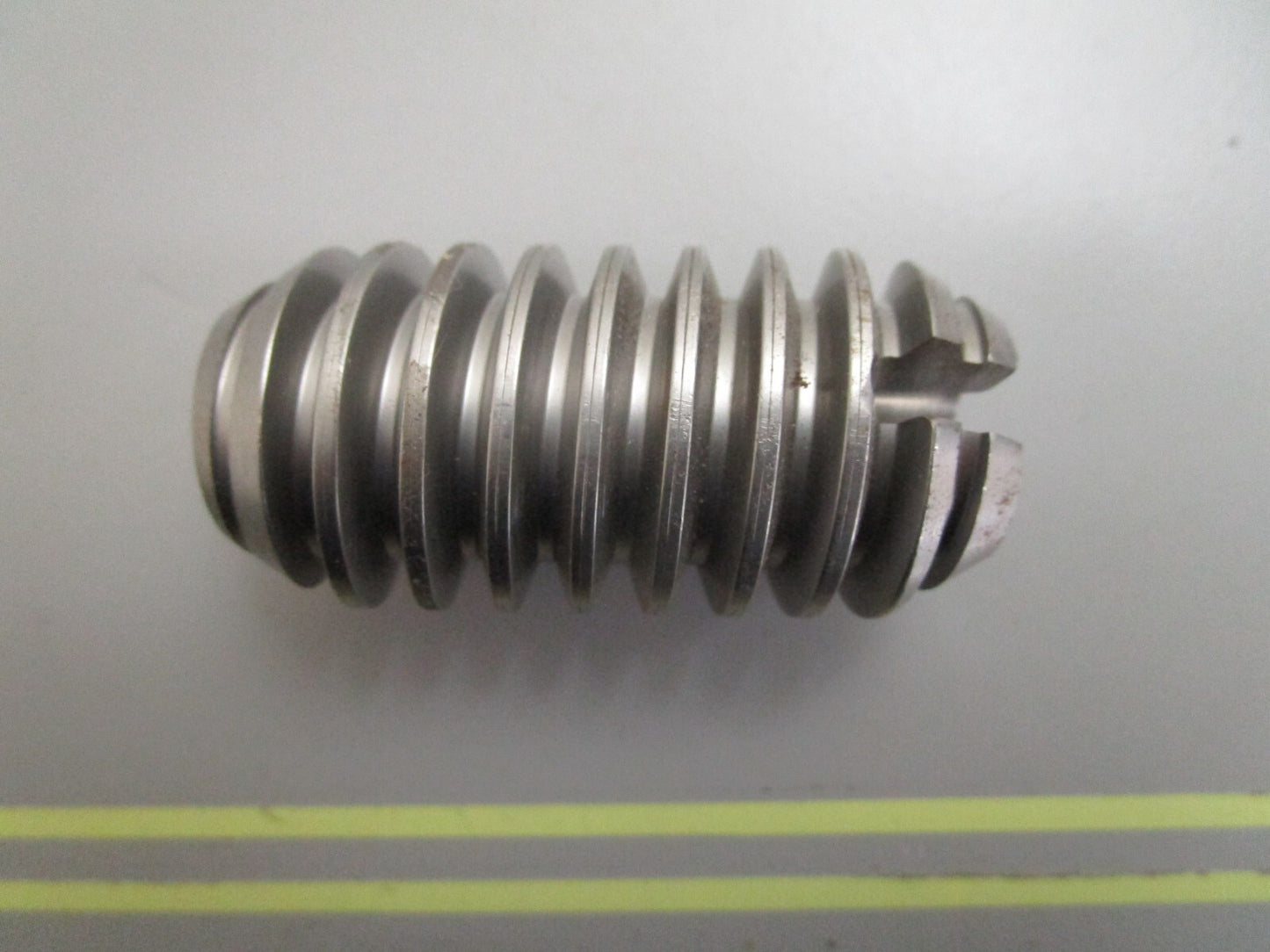 *NEW OEM* 0820 OMC Johnson Evinrude Worm Gear 908168 0908168