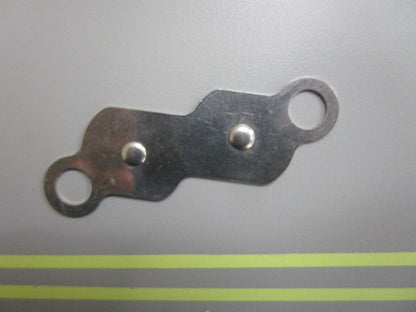 *NEW OEM* 0810 OMC Johnson Evinrude Clamp 323400 0323400