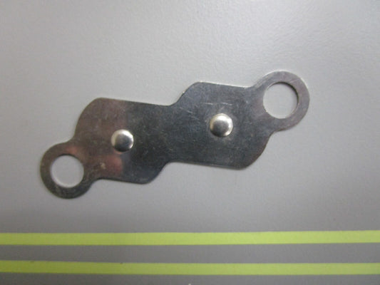 *NEW OEM* 0810 OMC Johnson Evinrude Clamp 323400 0323400