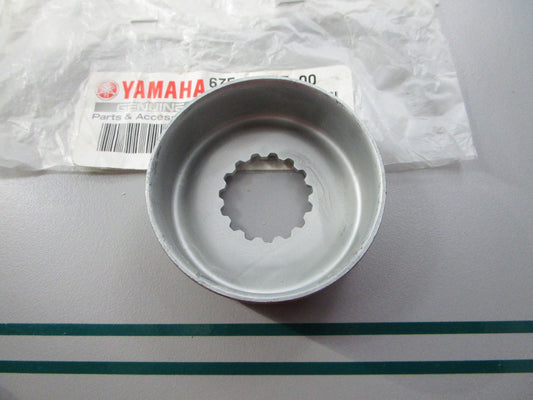 NEW OEM 67F-45997-00-00 Yamaha Propeller Spacer 0810